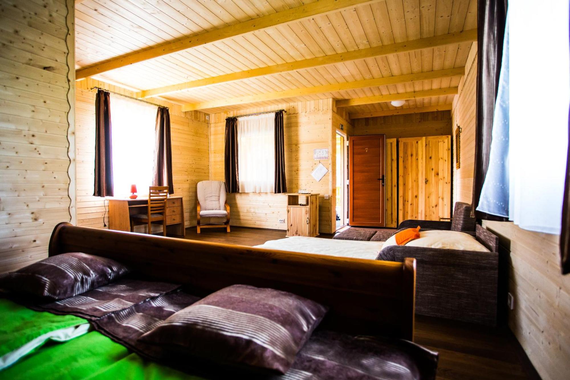 Szatmar Beregi Elmenyliget Aparthotel Fehergyarmat Exterior photo