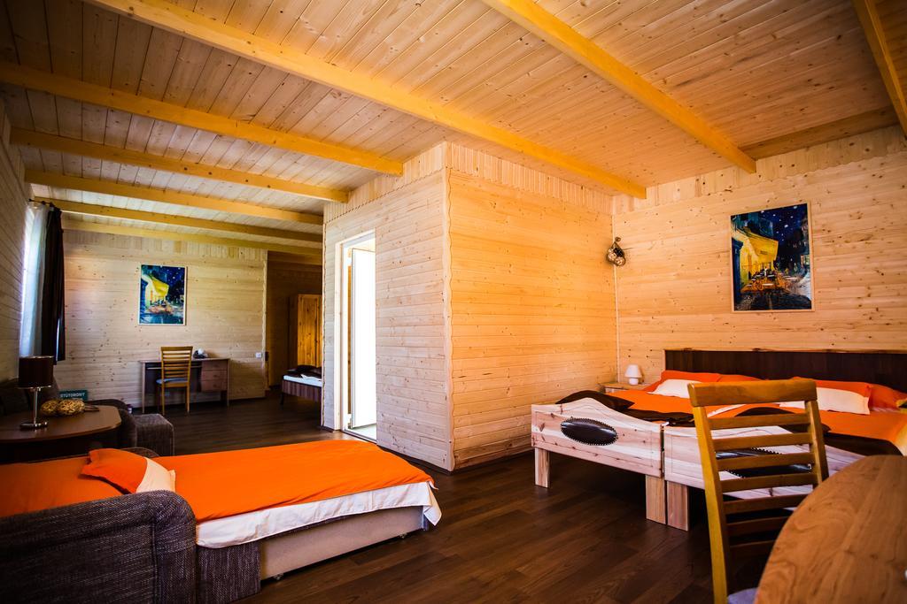 Szatmar Beregi Elmenyliget Aparthotel Fehergyarmat Exterior photo