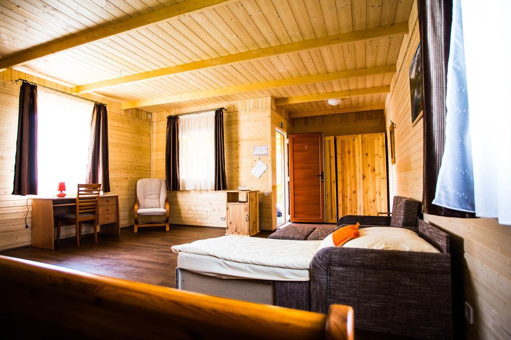 Szatmar Beregi Elmenyliget Aparthotel Fehergyarmat Exterior photo
