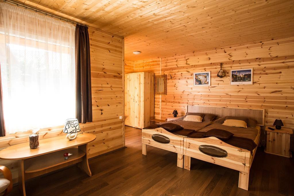 Szatmar Beregi Elmenyliget Aparthotel Fehergyarmat Exterior photo