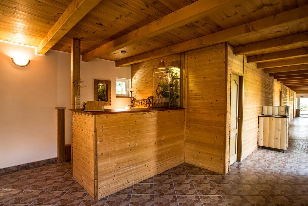 Szatmar Beregi Elmenyliget Aparthotel Fehergyarmat Exterior photo